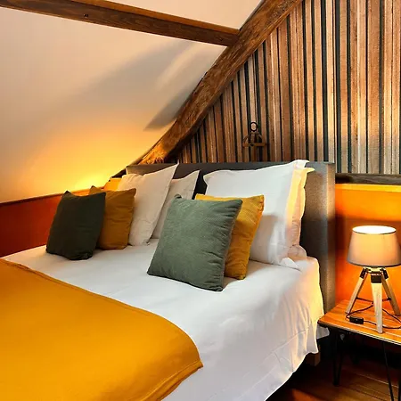 La Grange Aux Hirondelles - Atelier Affittacamere Woignarue