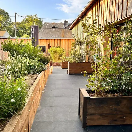 La Grange Aux Hirondelles - Atelier Maison d'hôtes Woignarue